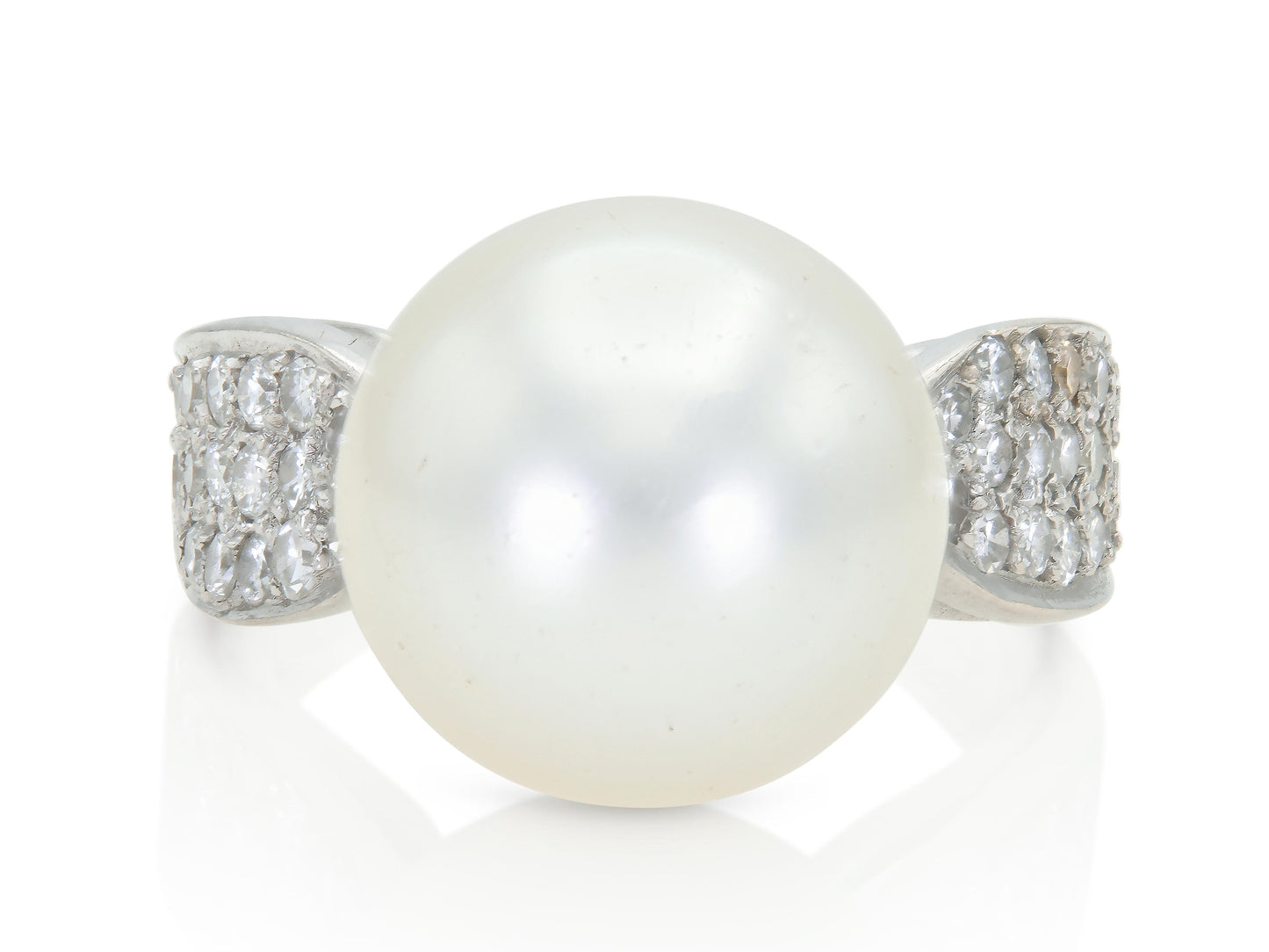 Vintage 1940s South Sea Pearl and Diamond Ring