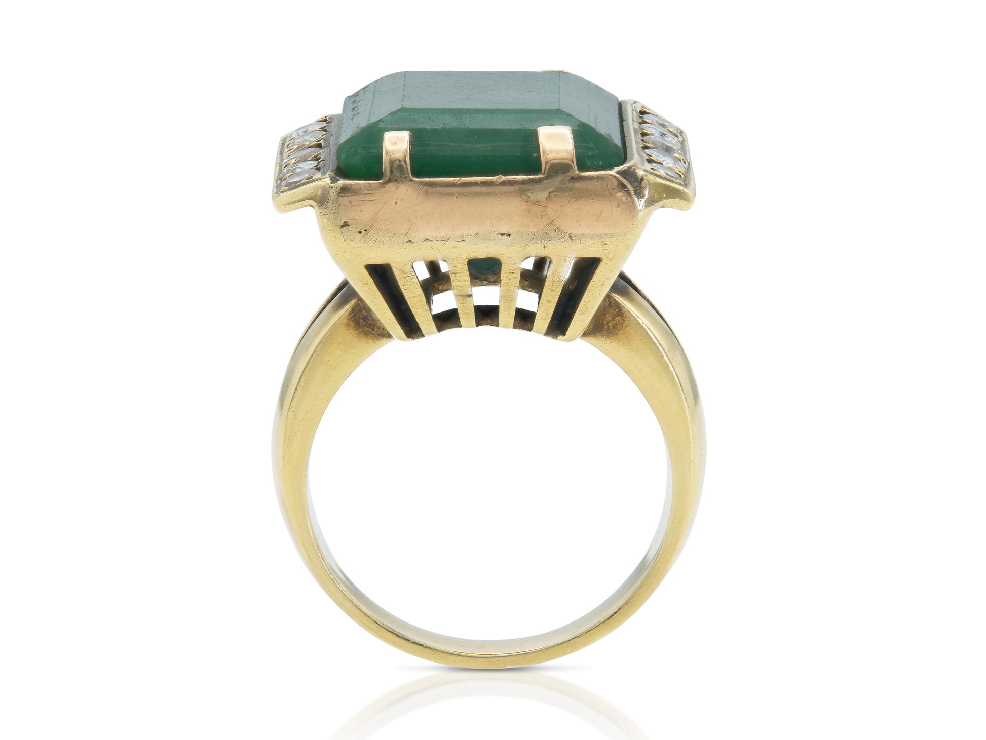 Vintage 1950s Emerald and Diamond Ring