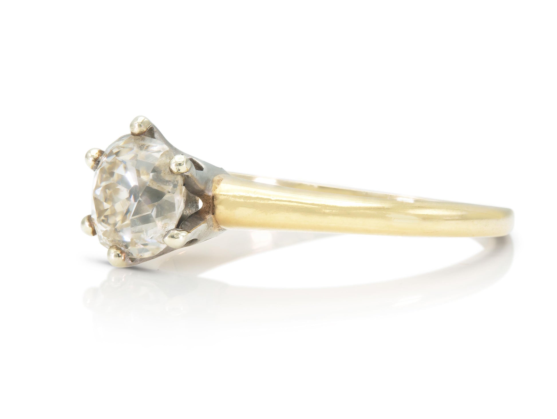 Antique Victorian 1.12 Carat Old Mine cut Diamond Engagement Ring