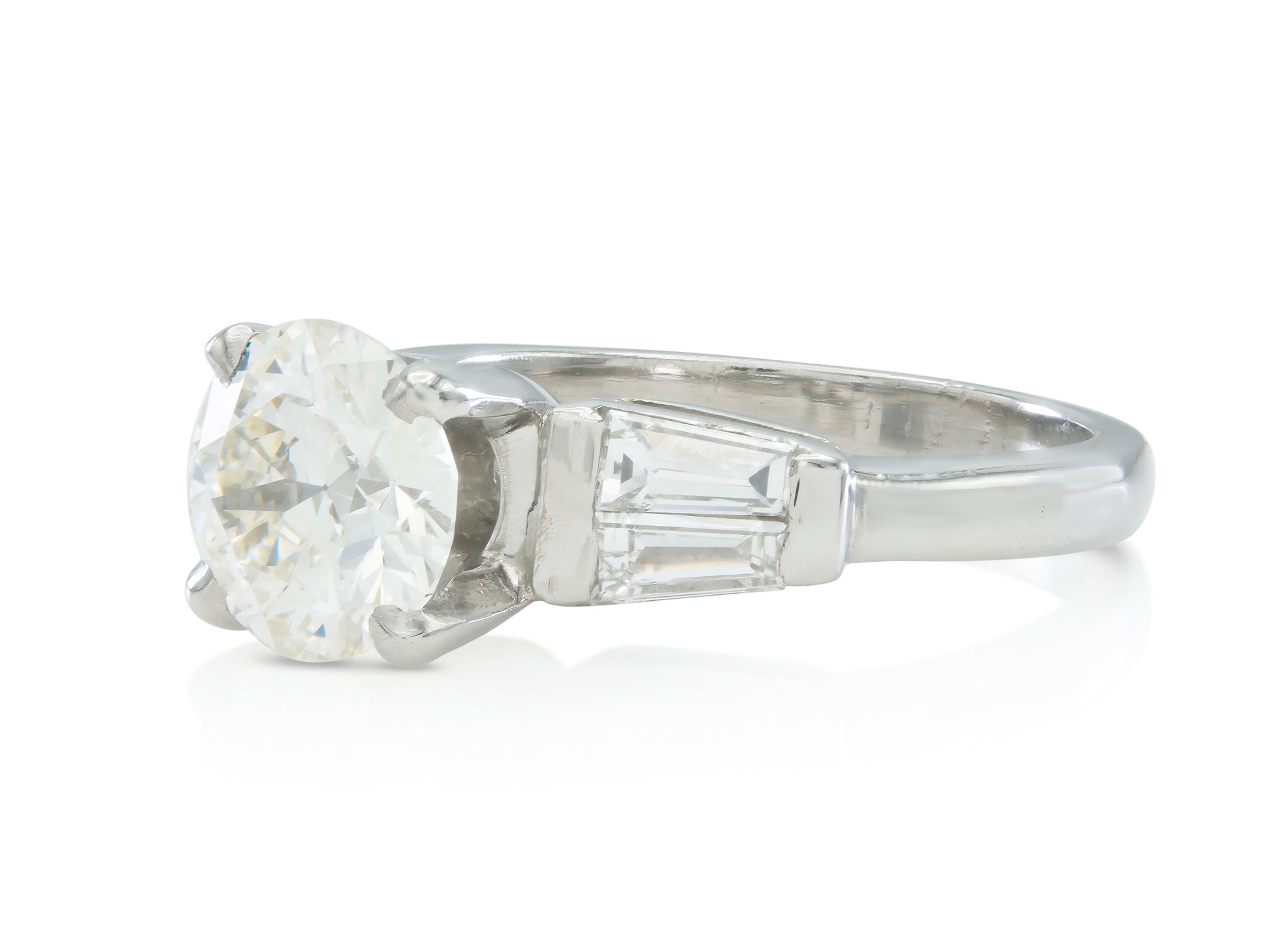 Antique Art Deco 1930s 1.60 Carat Old European Cut Diamond Engagement Ring