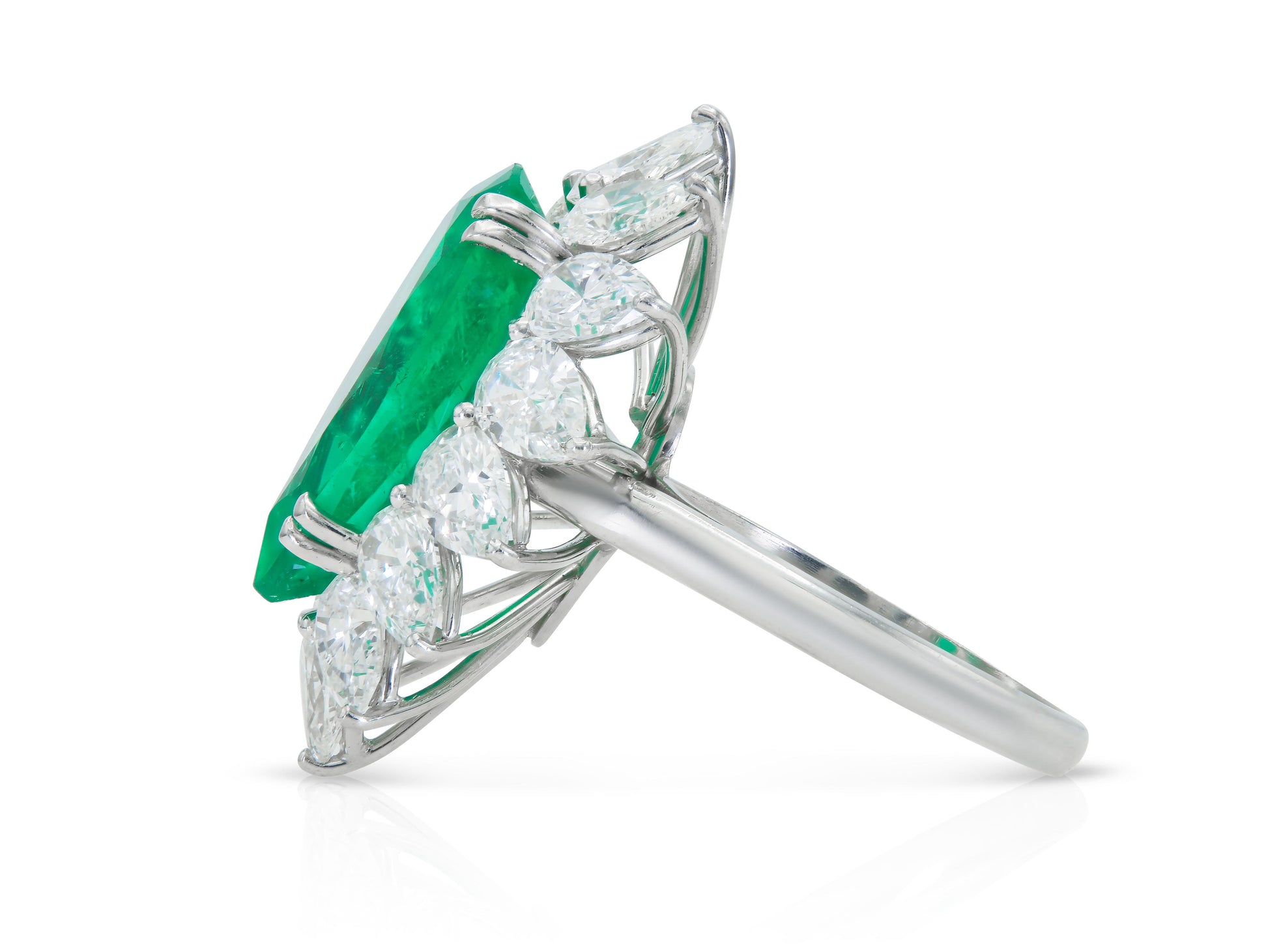 Vintage 1950s 10.00 Carat Pear-Shaped Colombian Emerald Ring with Diamonds