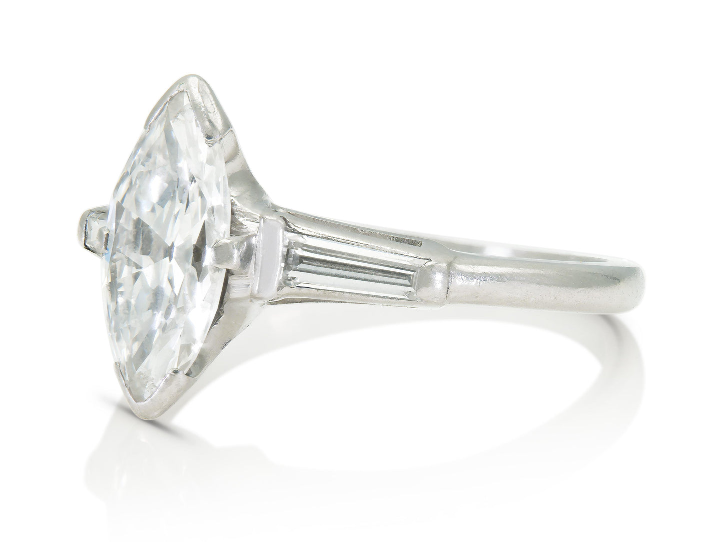 Antique Art Deco 1920s 1.00 Carat Marquise Cut Diamond Engagement Ring